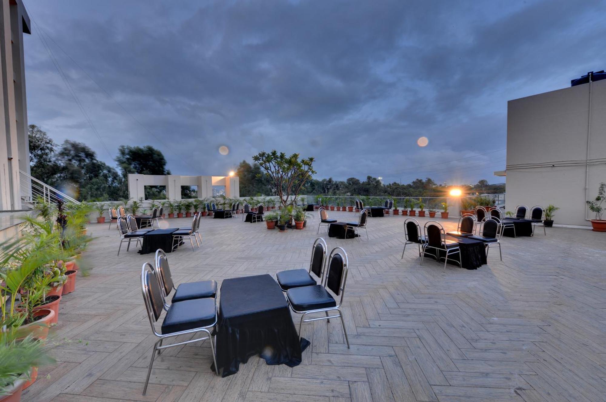 The Fern Residency, Vadgaon - Talegaon, Pune Exterior photo